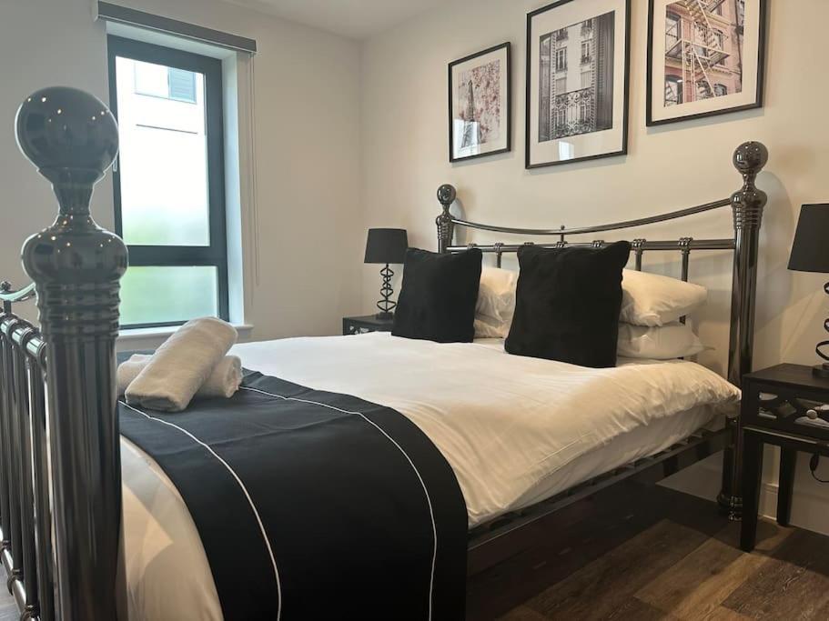 Museum View Apartments City Centre 1 Bedroom Cardiff Exteriör bild
